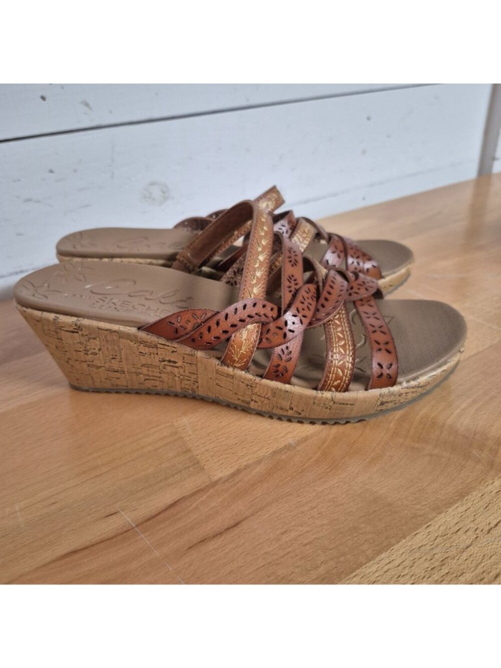 Skechers Cali Luxe Foam Women's Tan Wedge Sandals With Cork Heel Sz 9 - Picture 4 of 4